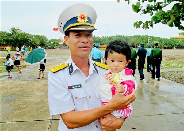 Những công dân mới của Trường Sa sẽ tiếp tục sự nghiệp của cha ông - bảo vệ chủ quyền biển đảo Việt Nam